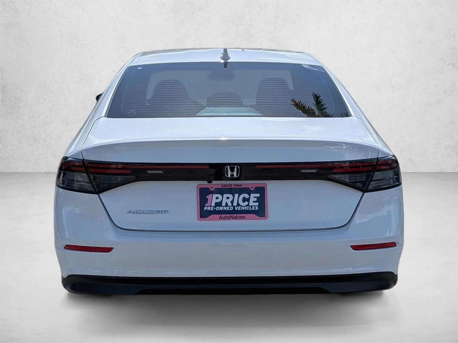 Used 2023 Platinum White Pearl Honda EX image 6