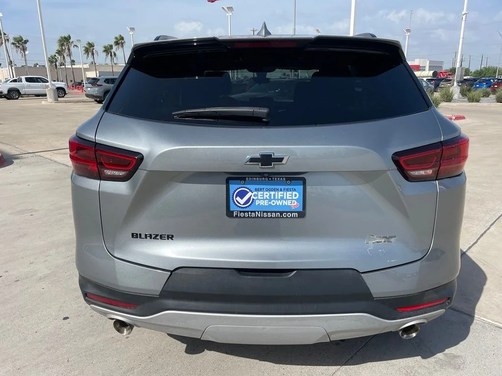 Used 2024 Gray Chevrolet LT image 6