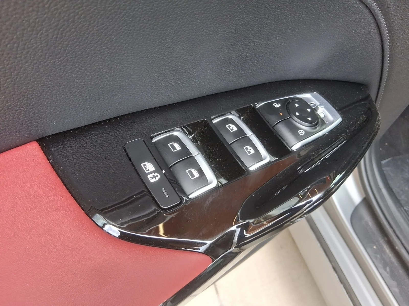 New 2026 Gray Kia GT-Line image 21