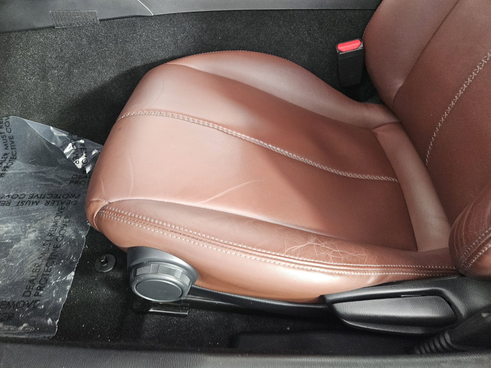 Used 2018 Black Mazda Grand Touring image 16