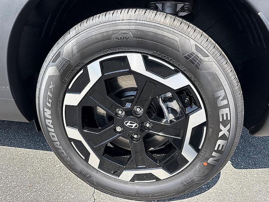 New 2026 Phantom Black Hyundai SEL FWD image 20