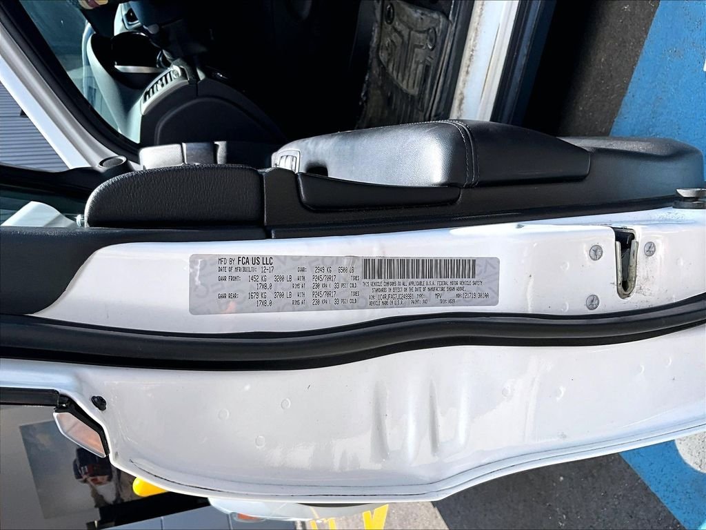 Used 2018 White Jeep Laredo image 9
