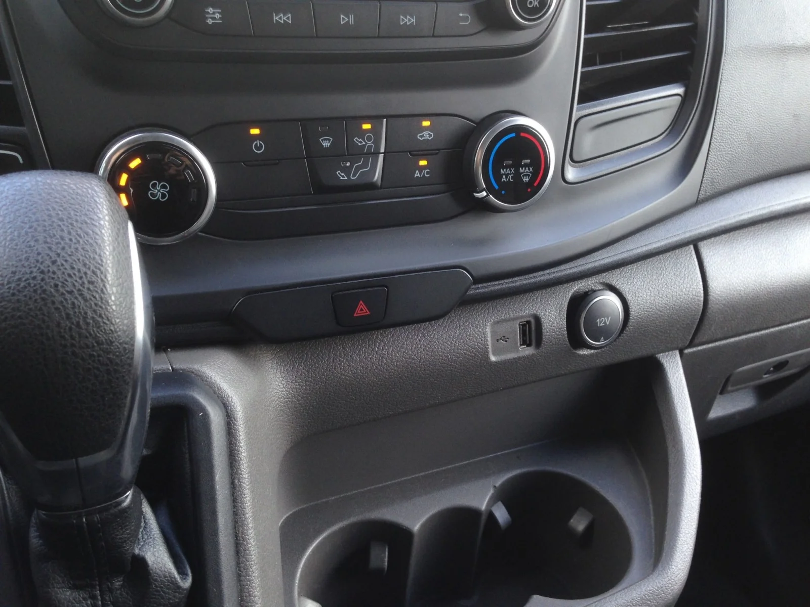Used 2020 Oxford White Ford w/ rearCam image 50