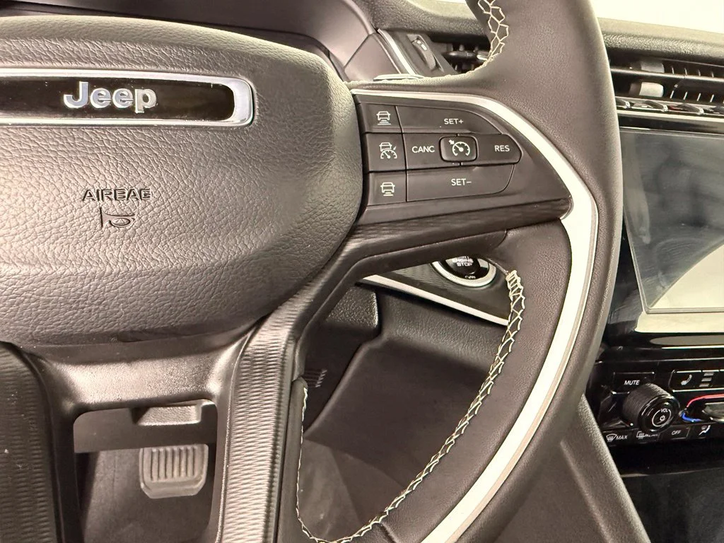 Used 2024 Gray Jeep Laredo X image 23