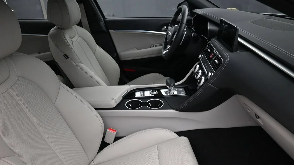 Used 2023 Gray Genesis 2.0T image 2