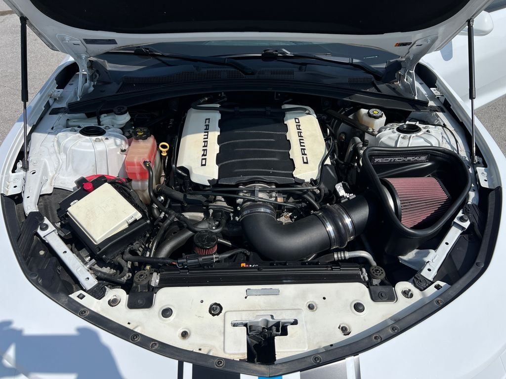 Used 2021 White Chevrolet SS image 25
