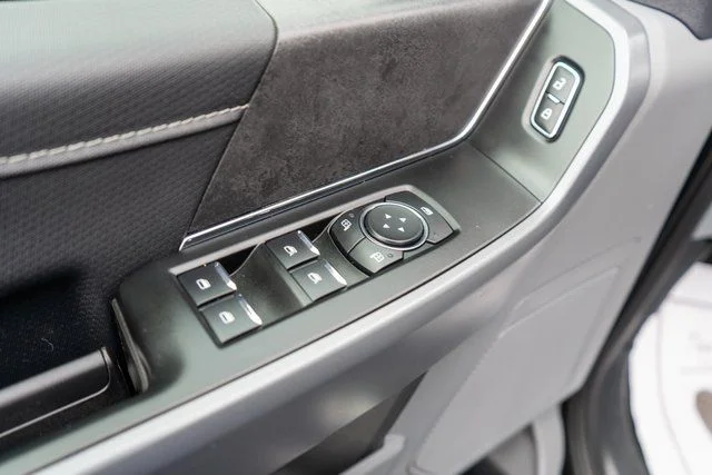 Used 2025 Black Ford XLT image 15