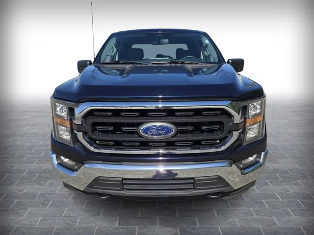 Used 2023 Blue Ford XLT image 2