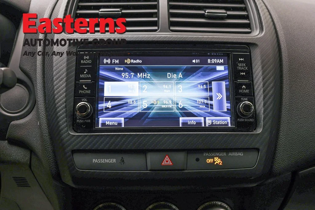 Used 2025 Black Mitsubishi 2.0 ES image 18