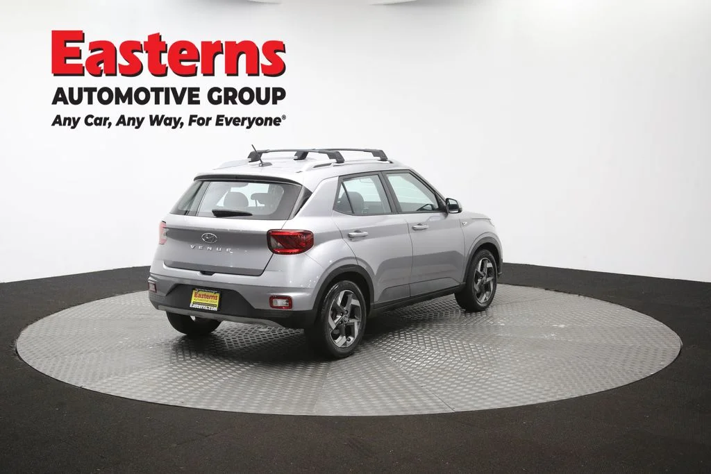 Used 2023 Silver Hyundai SEL image 43