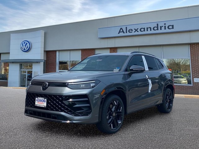 2026 Volkswagen Tiguan SE R-Line Black