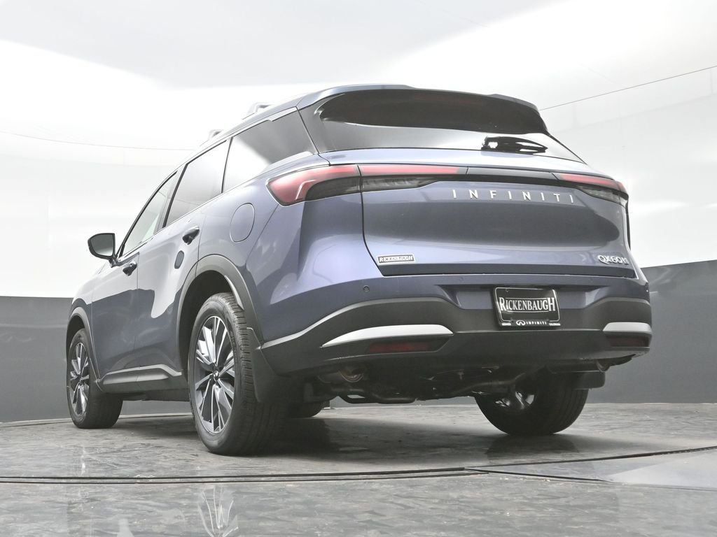 New 2027 MOONBOW BLUE INFINITI Luxe AWD image 29