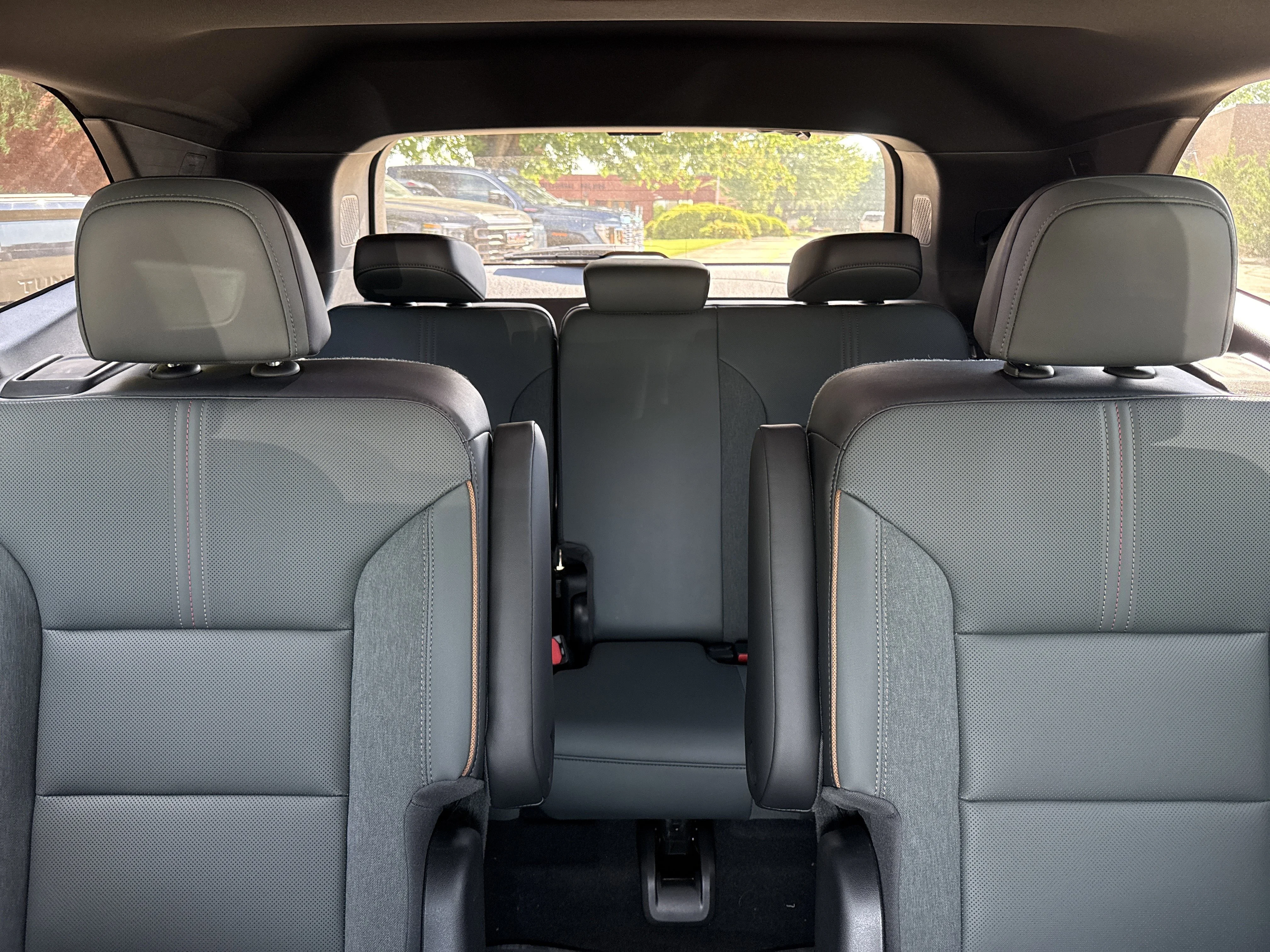 New 2026 Ebony Twilight Metallic GMC AWD AT4 image 17