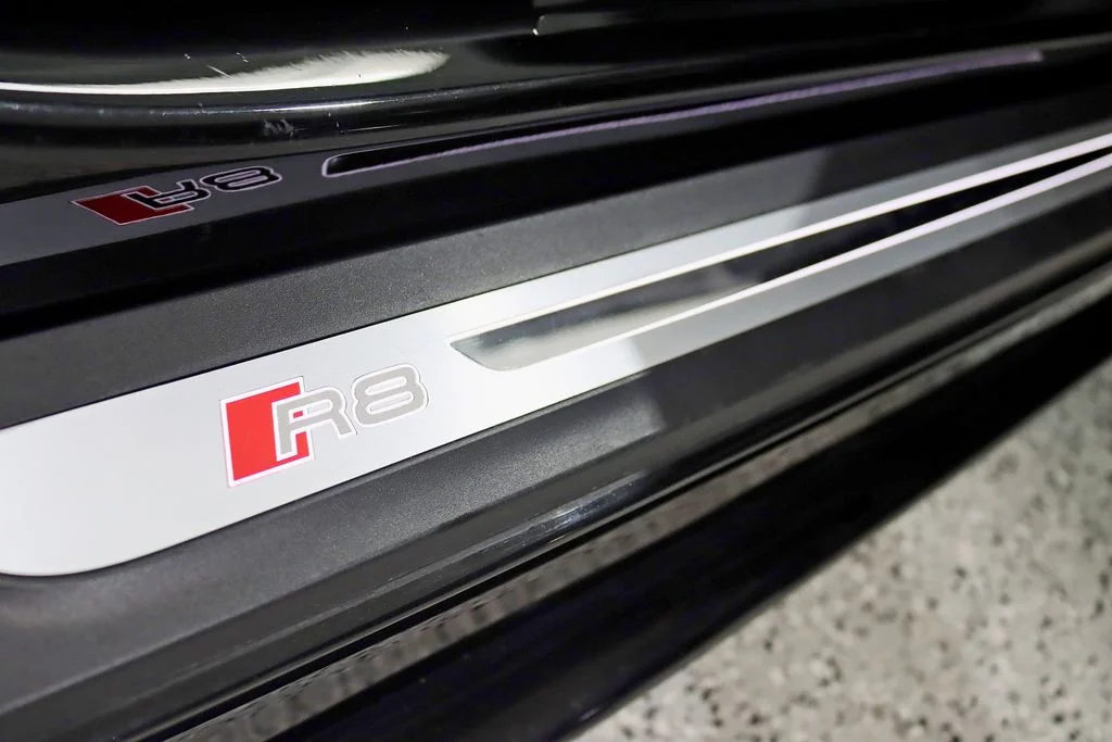 Used 2017 Black Audi 5.2 image 16