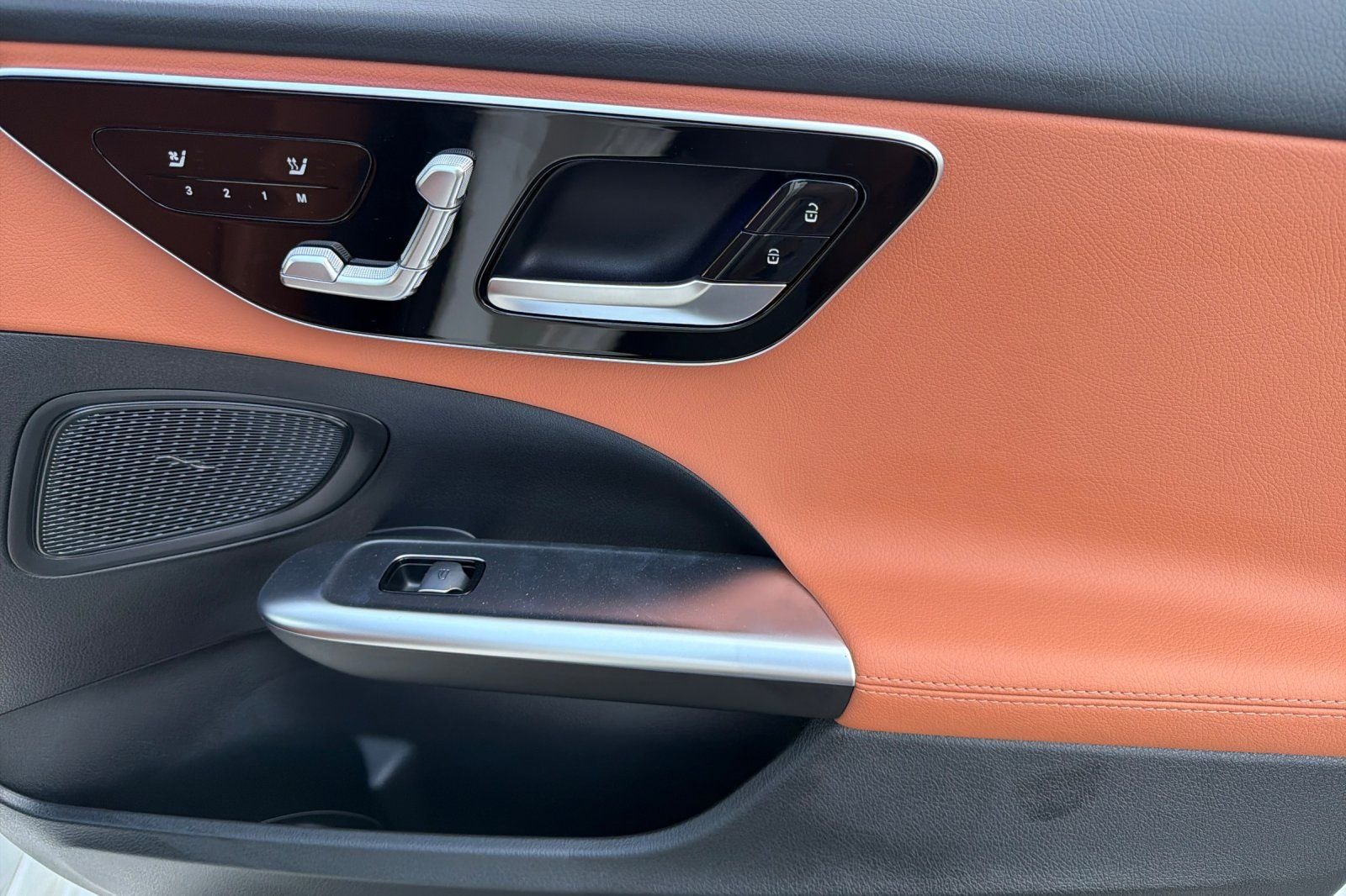 New 2026 Polar White Mercedes-Benz C 300 image 33