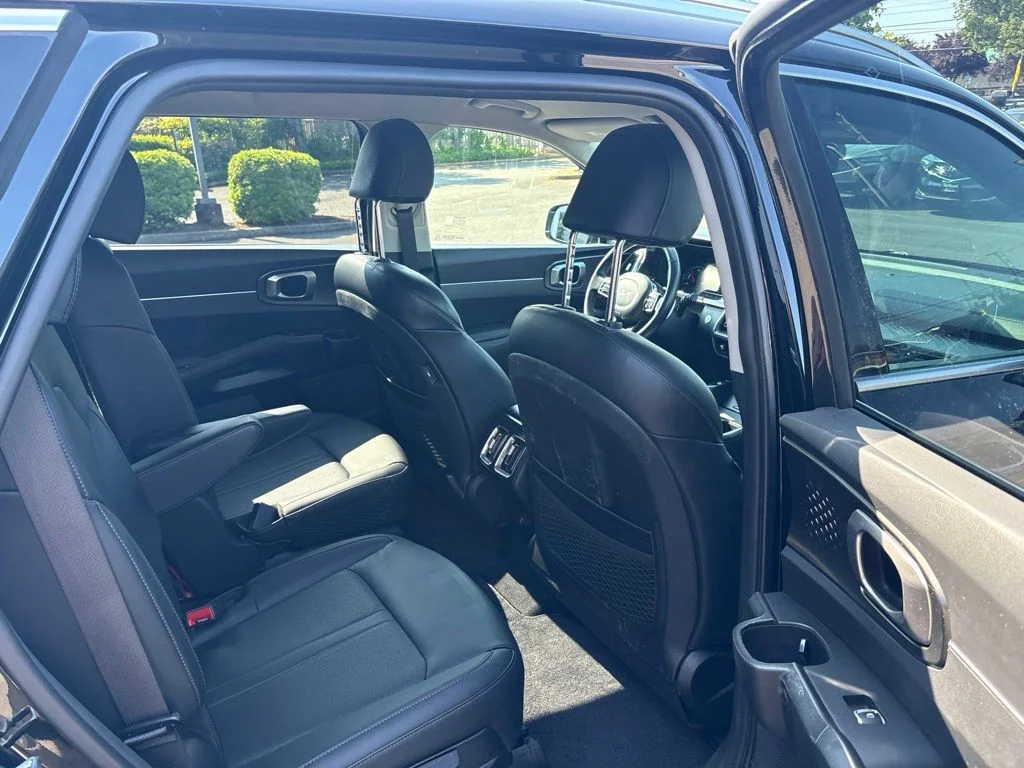 Used 2023 Black Kia EX image 25