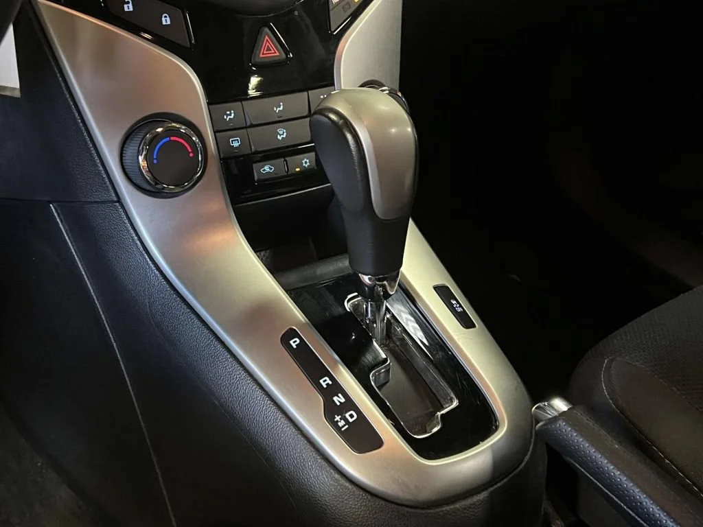Used 2014 BLACK GRANITE METALLIC Chevrolet 1LT image 21