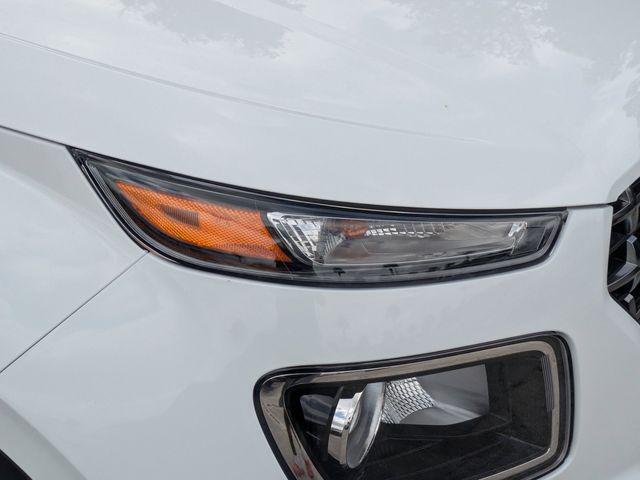 New 2026 White Hyundai SEL image 9