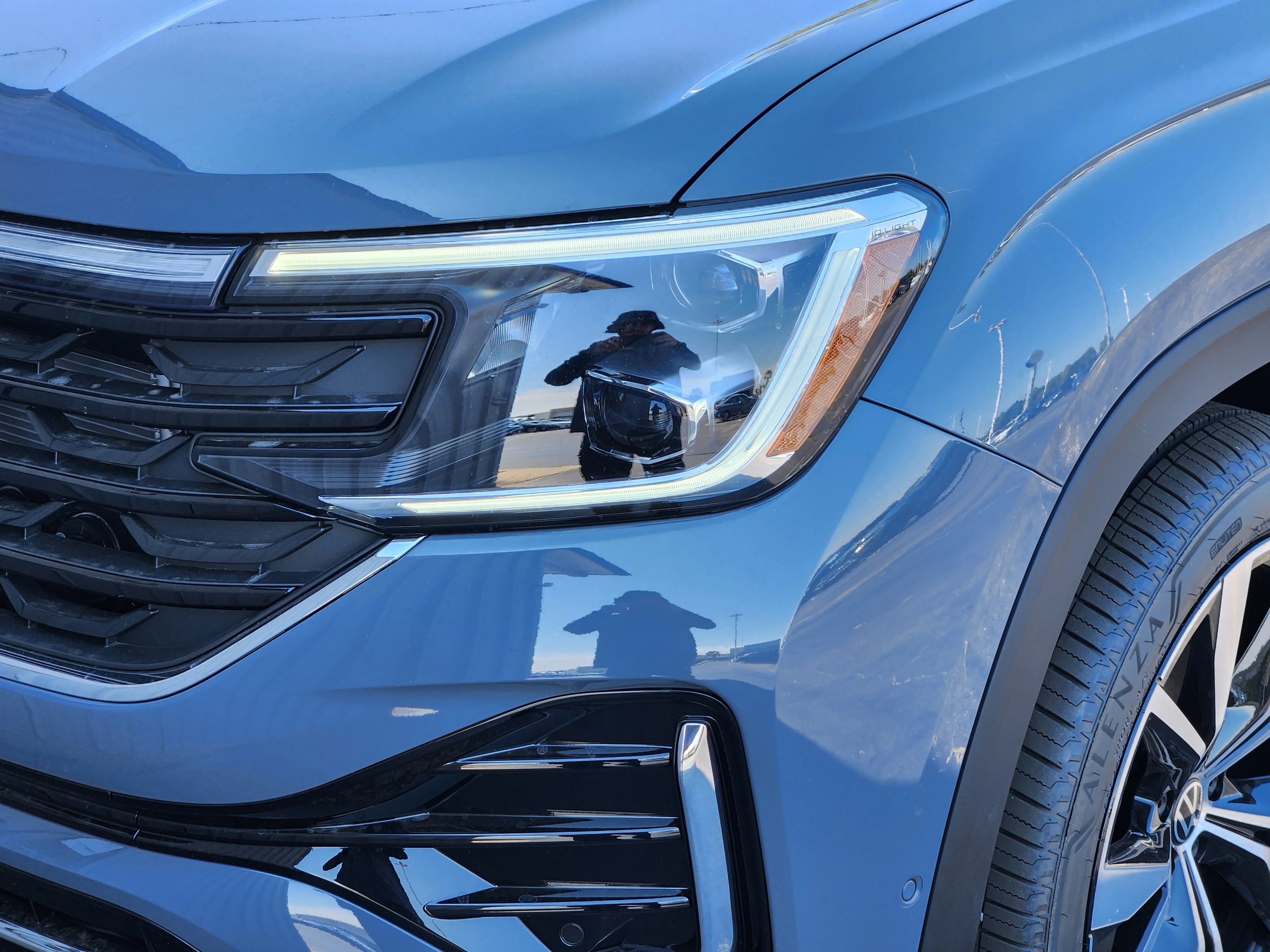 2026 Volkswagen Atlas SEL Premium R-Line - Photo 6