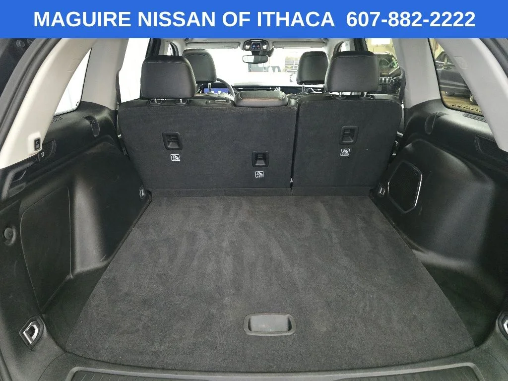 Used 2023 Brown Jeep 4xe image 12