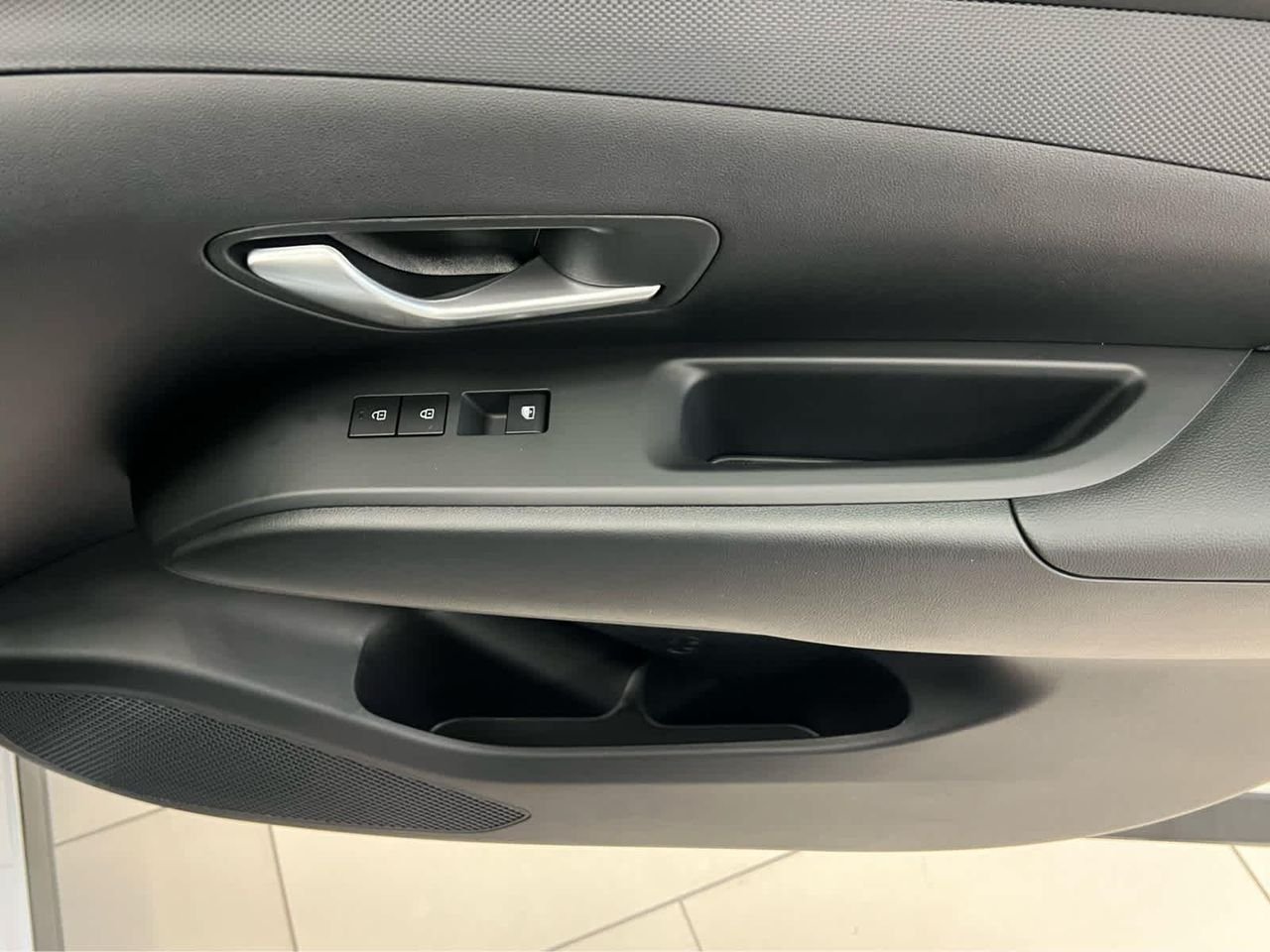 New 2026 Creamy White Pearl Hyundai SEL image 18