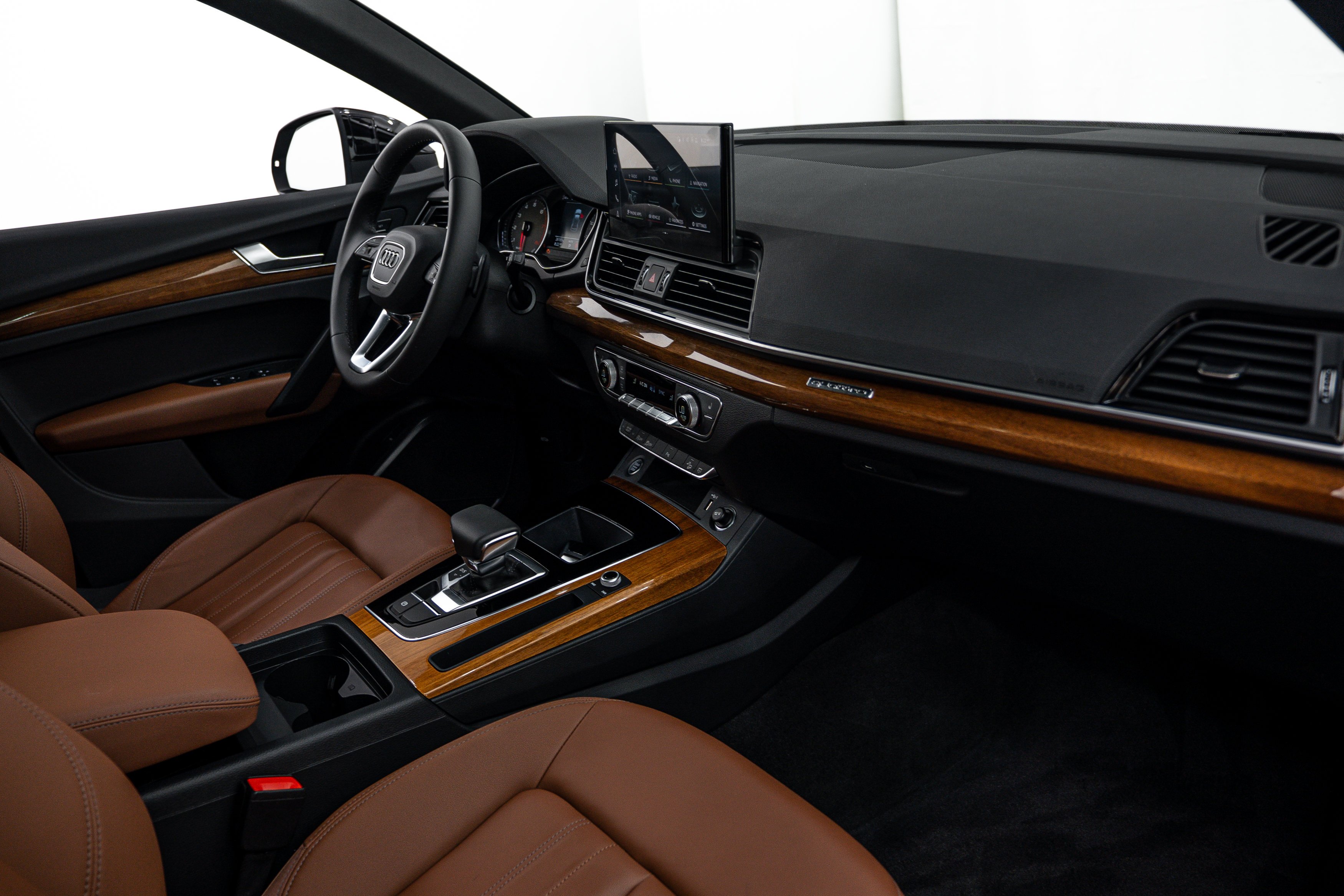 Certified Used 2023 Mythos Black Metallic Audi S line Premium image 8