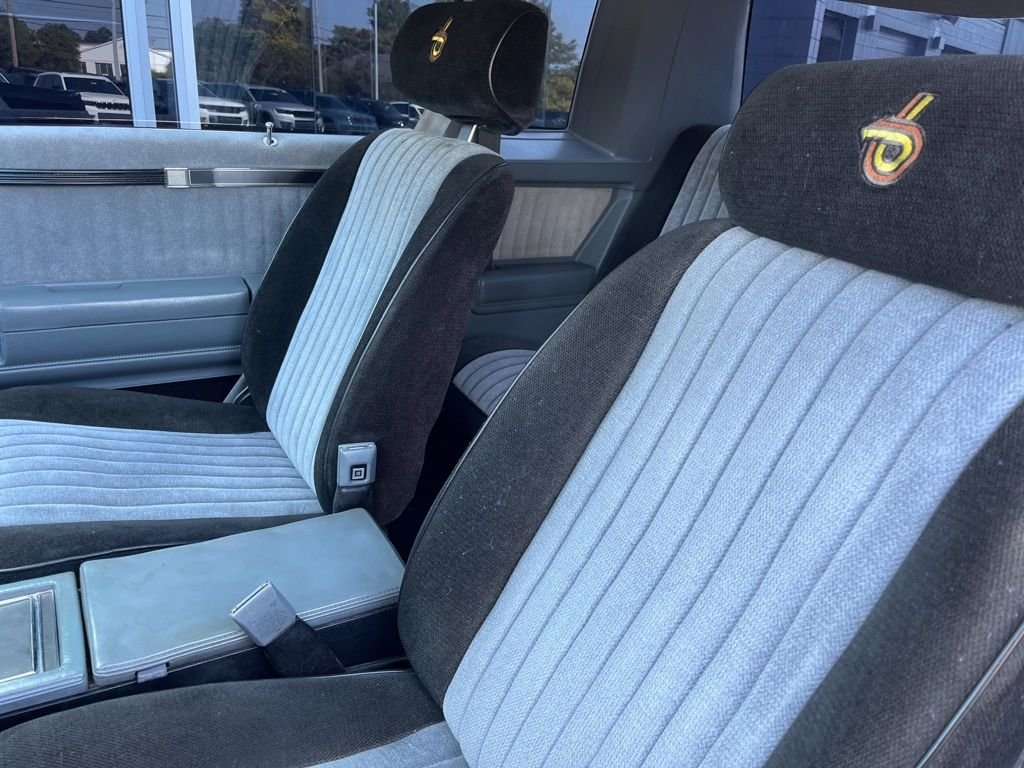 Used 1986 Black Buick Grand National image 4