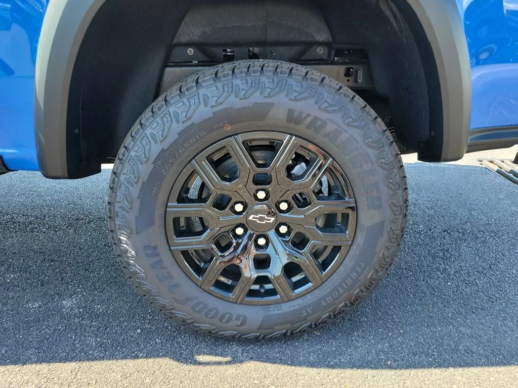 New 2026 Reef Blue Metallic Chevrolet Trail Boss image 32