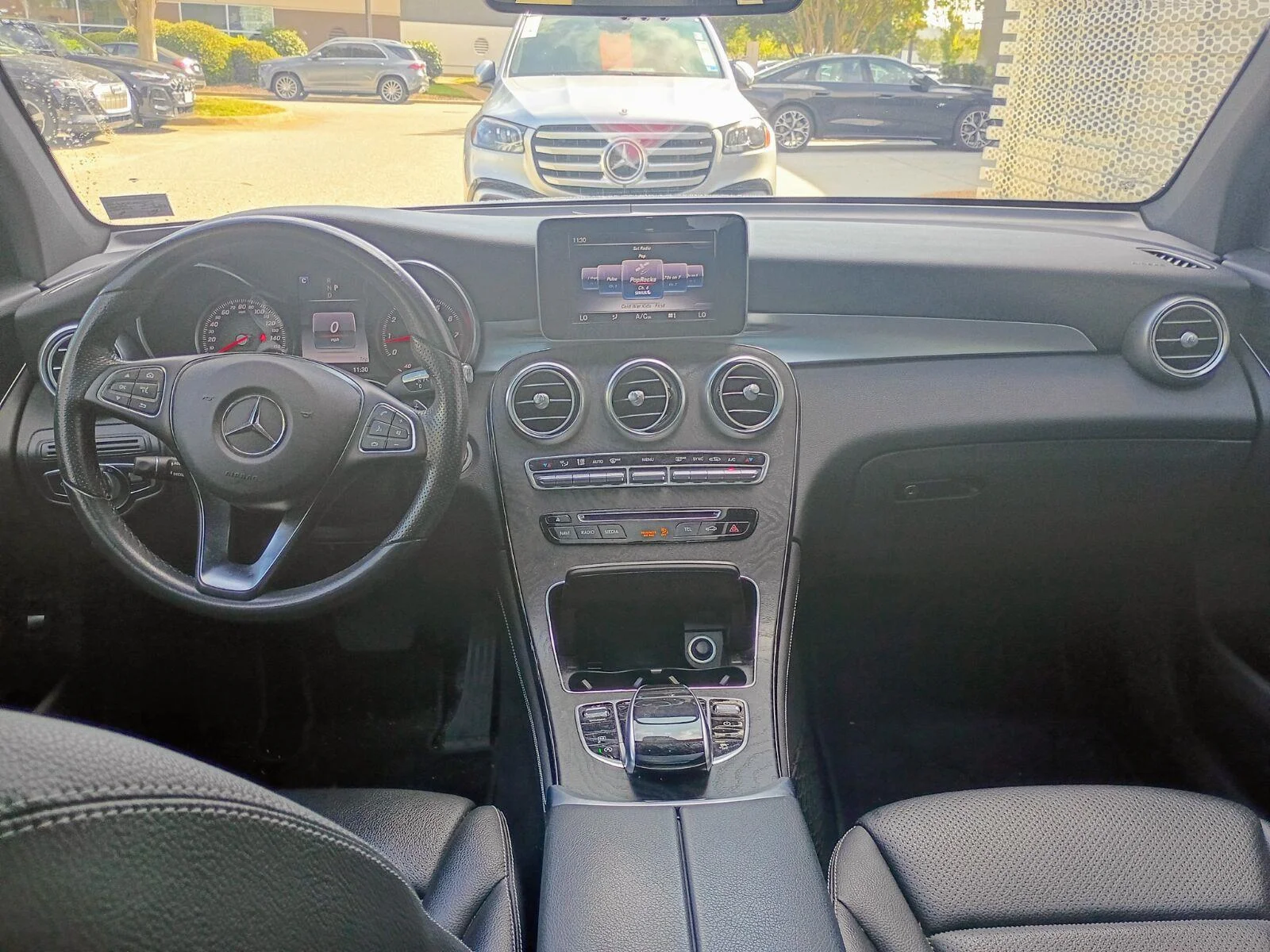 Used 2017 Polar White Mercedes-Benz GLC 300 image 9