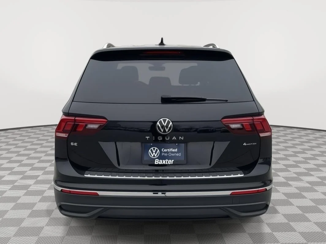 Used 2022 BLACK Volkswagen SE image 9