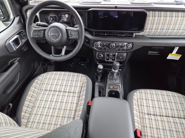 New 2026 Granite Crystal Metallic Clear-Coat Exterior Paint Jeep 85th Anniversary Edition image 33