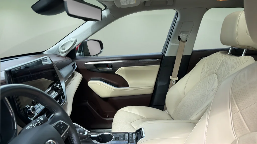 Used 2021 Red Toyota Platinum image 13