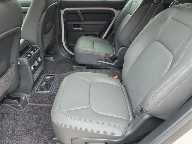 New 2026 Borasco Grey Land Rover X-Dynamic SE image 11