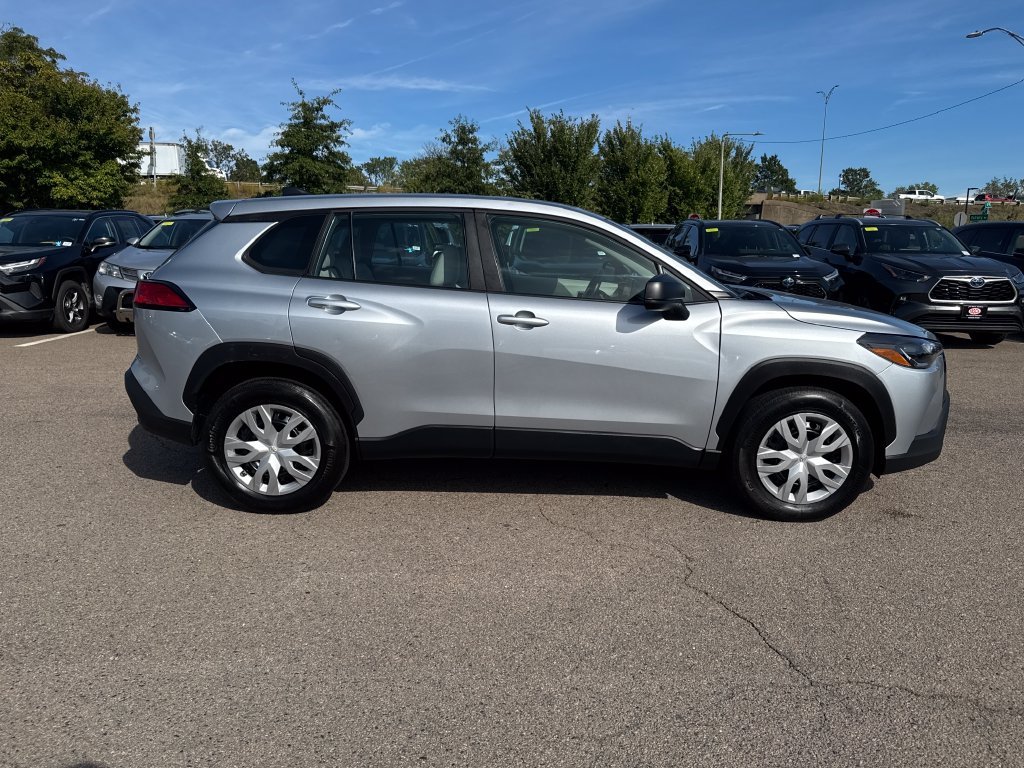 Certified Used 2025 Silver Toyota L image 9