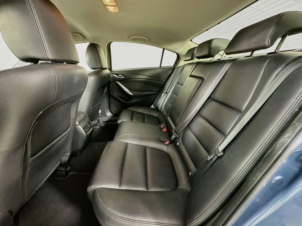 Used 2015 Blue Reflex Mica Mazda i Touring image 27