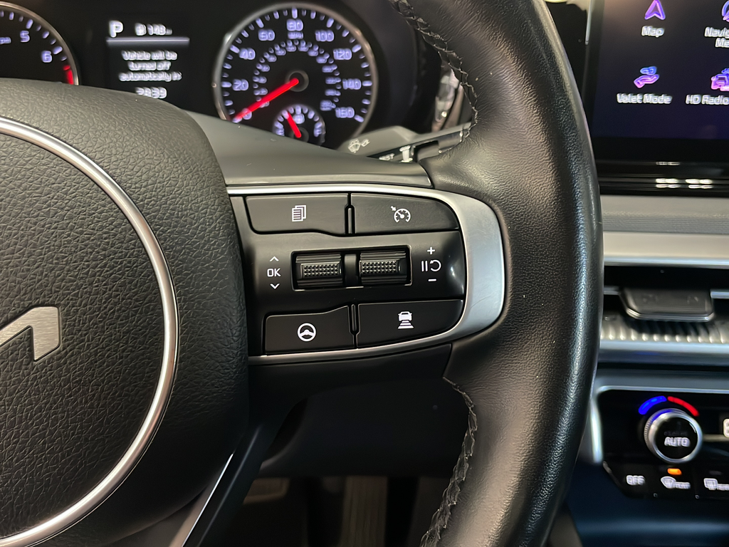 Used 2023 White Kia GT-Line image 17