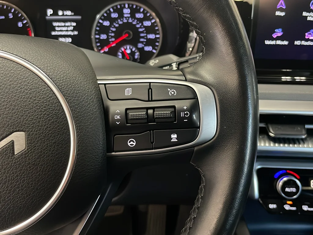 Used 2023 White Kia GT-Line image 17