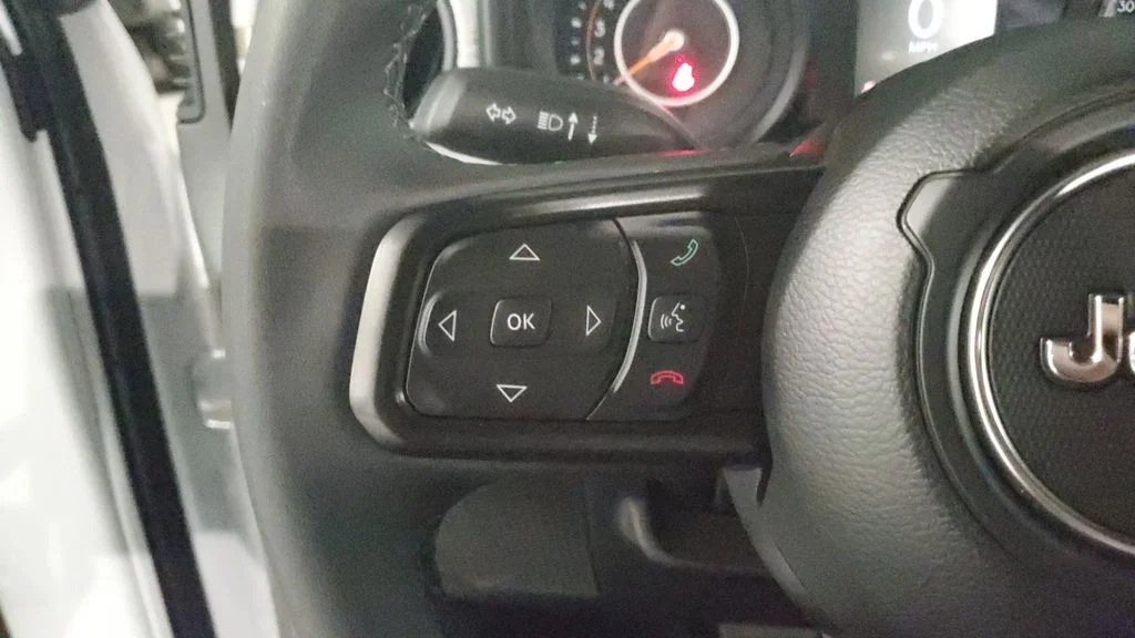 Used 2026 White Jeep Sport S image 29