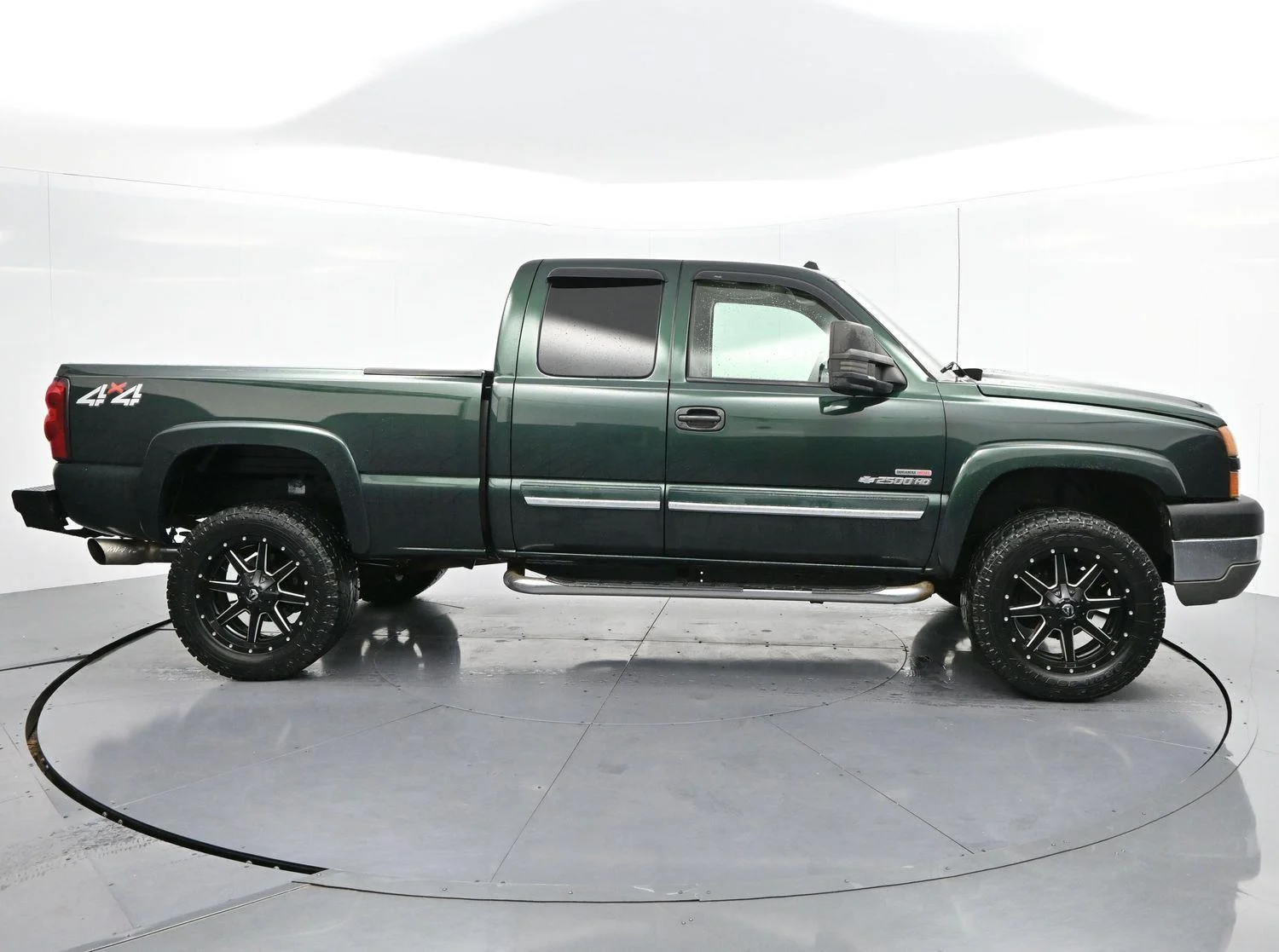 Used 2005 Dark Green Metallic Chevrolet LS image 8