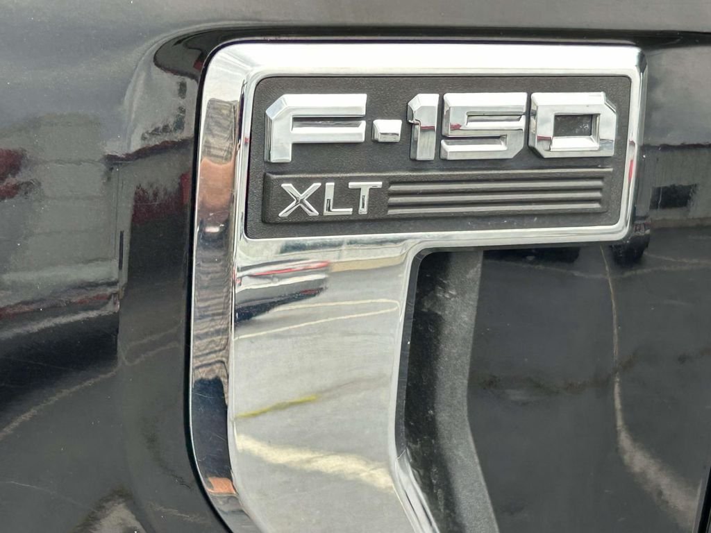Used 2025 Black Ford XLT image 10