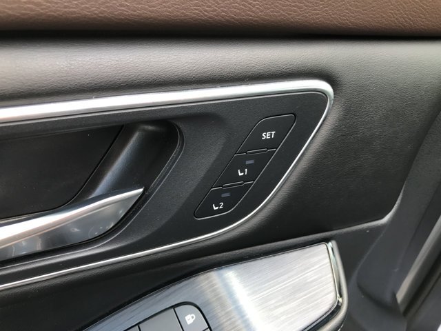 Certified Used 2021 Boulder Gray Pearl Nissan Platinum image 13