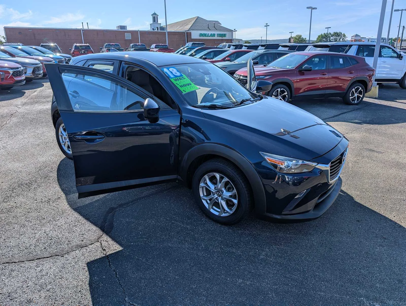 Used 2018 Deep Crystal Blue Mica Mazda Sport image 16