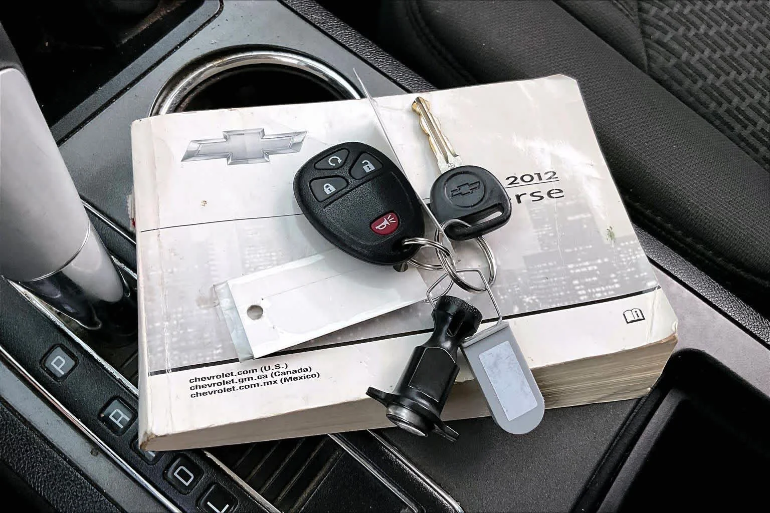 Used 2012 Silver Ice Metallic Chevrolet LT w/1LT image 13