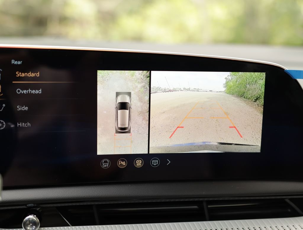 2026 Cadillac OPTIQ Sport - Photo 19