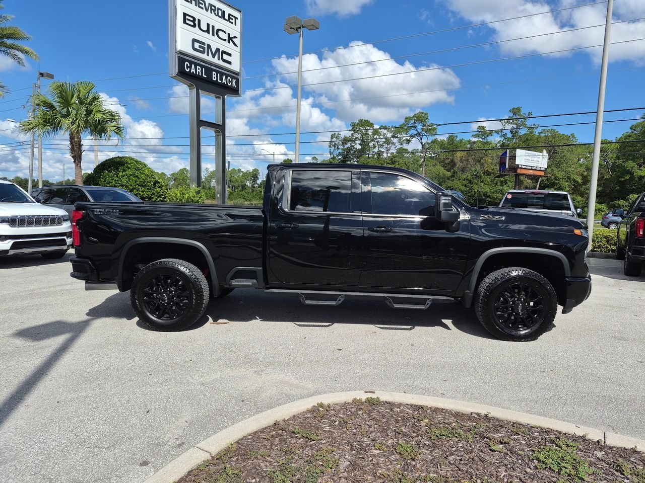 Used 2025 Black Chevrolet LTZ image 9