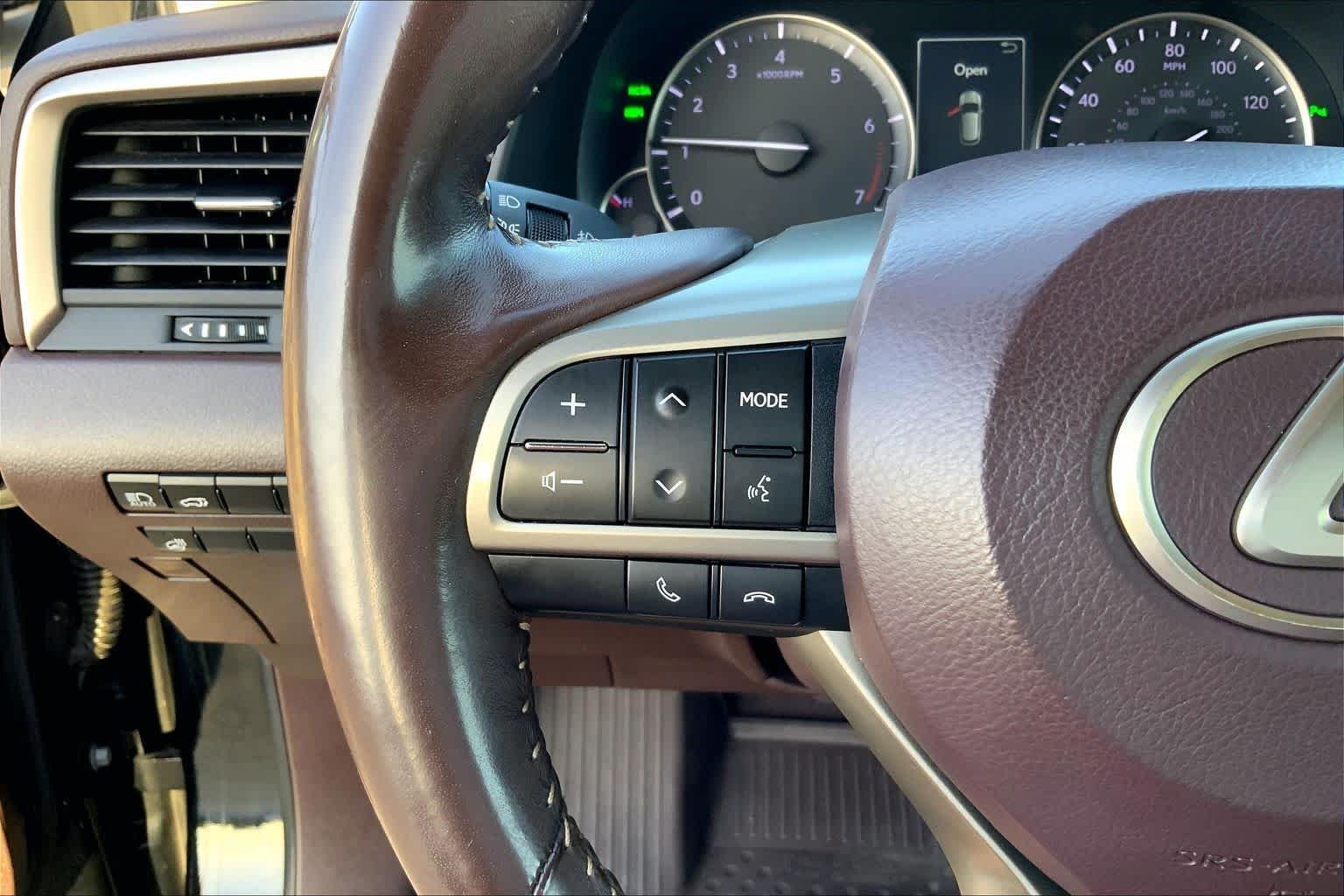 Used 2019 Obsidian Lexus  image 23