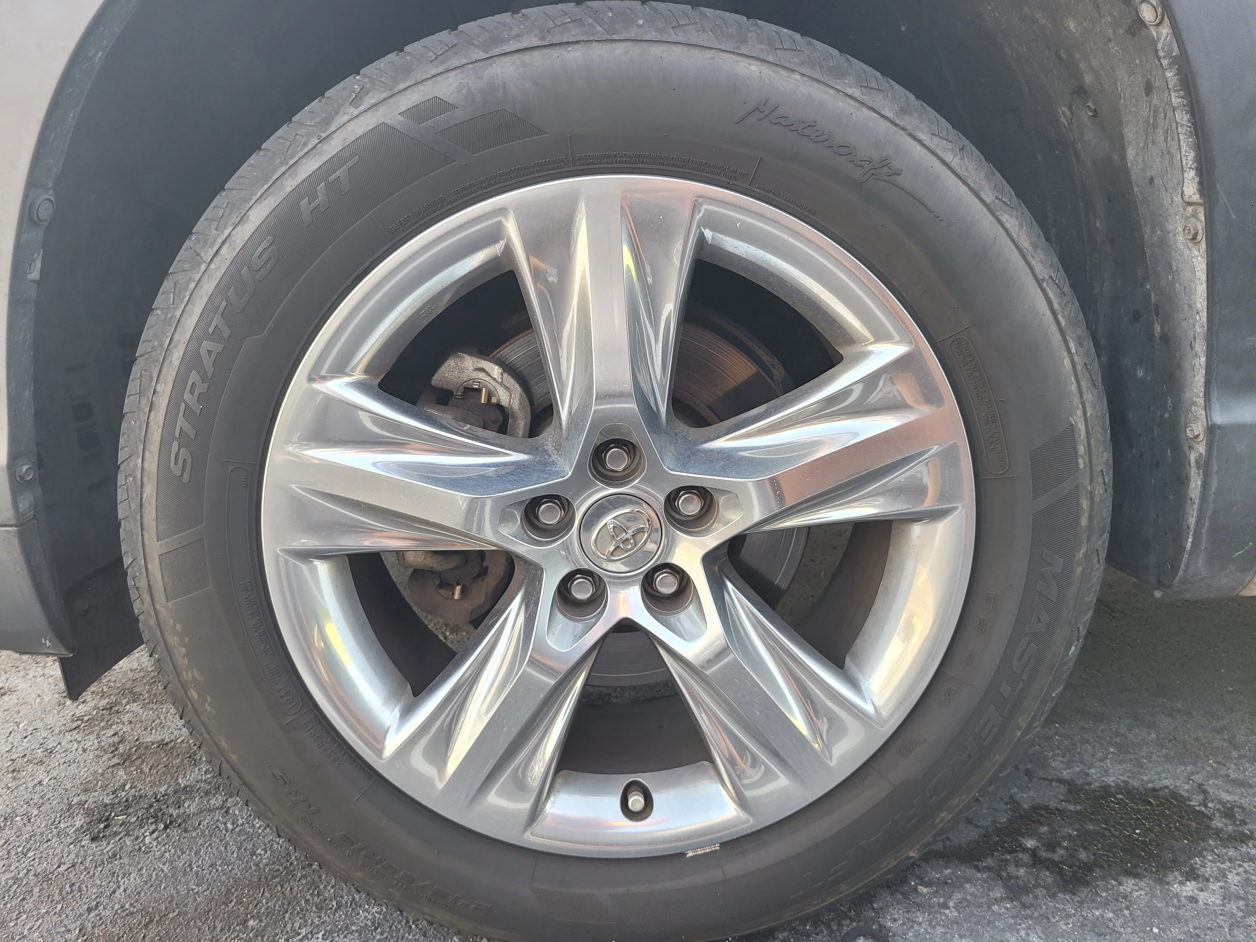 Used 2014 Blizzard Pearl Toyota Limited image 9