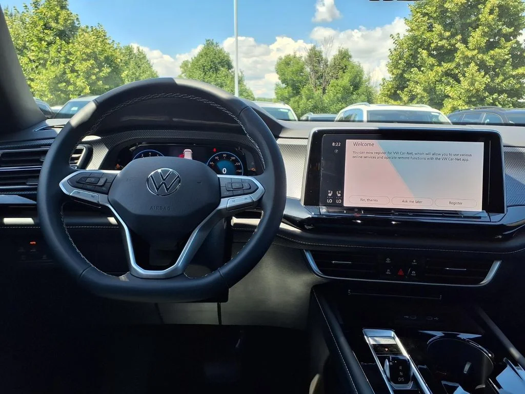 New 2026 Avocado Green Pearl Volkswagen 2.0T SEL image 13