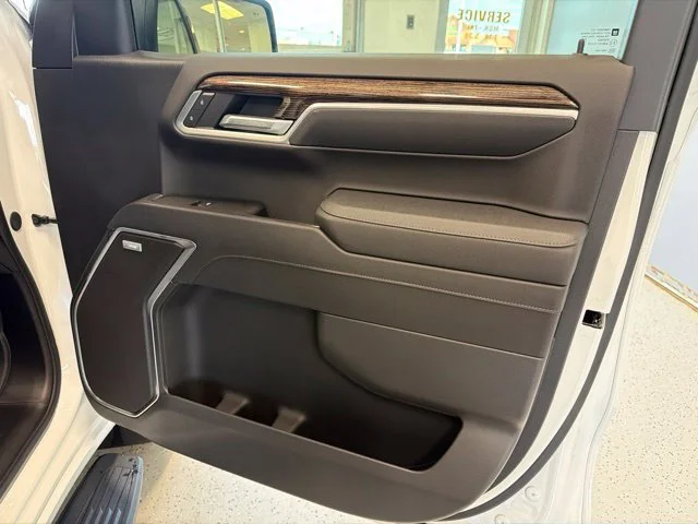New 2026 Summit White GMC Elevation image 46