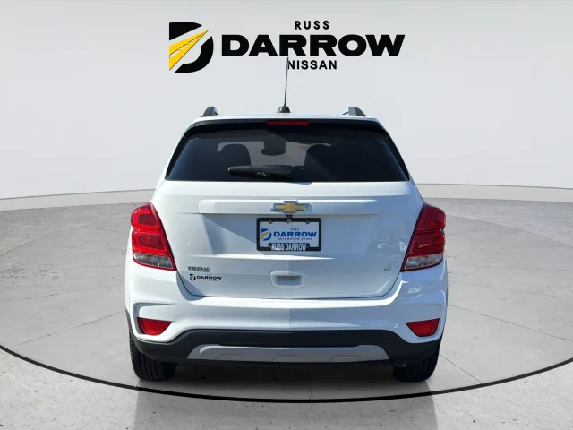 Used 2019 White Chevrolet LT image 4